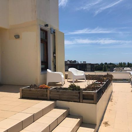 Beautiful Penthouse Apartment With Terrace - 4 Minute Walk To The Beach Троя Екстер'єр фото