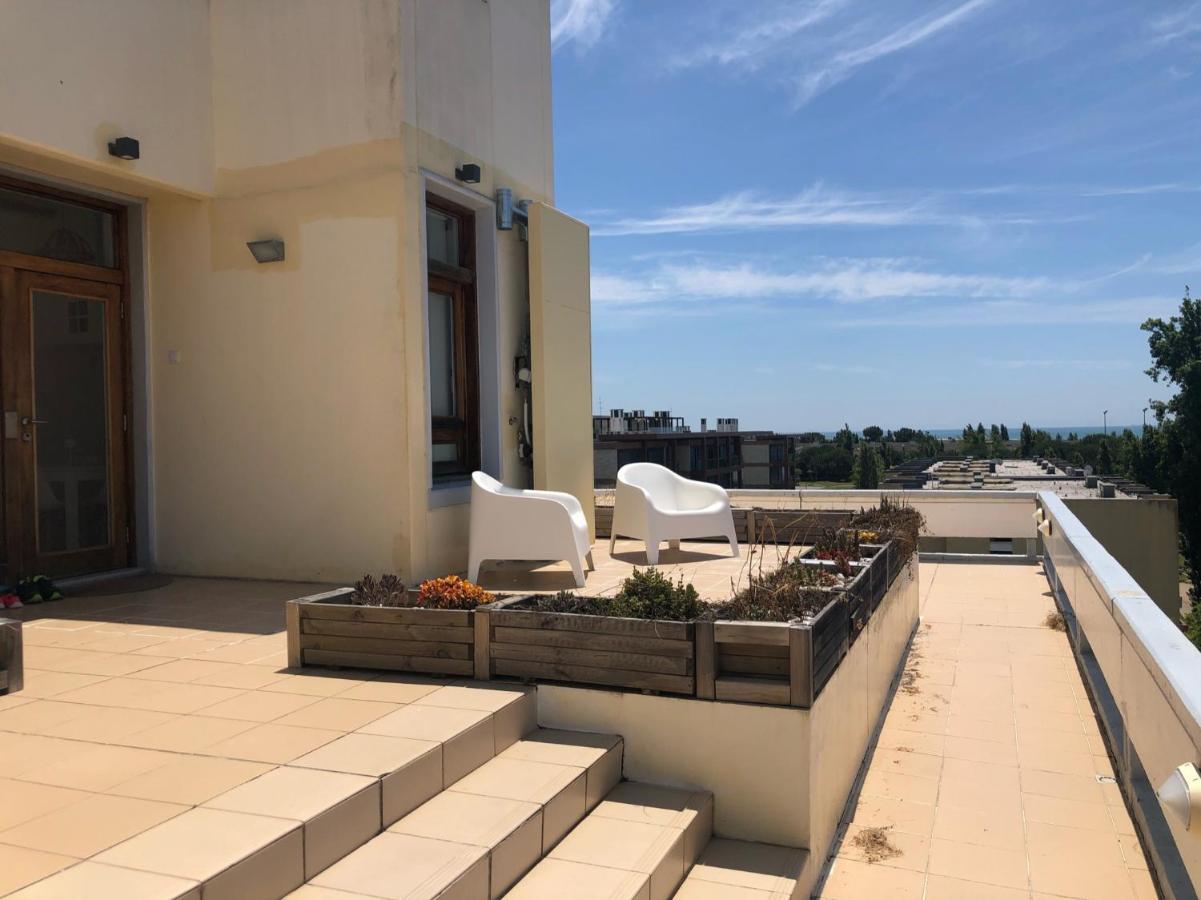Beautiful Penthouse Apartment With Terrace - 4 Minute Walk To The Beach Троя Екстер'єр фото