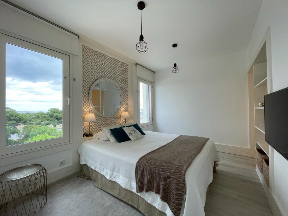 Beautiful Penthouse Apartment With Terrace - 4 Minute Walk To The Beach Троя Екстер'єр фото